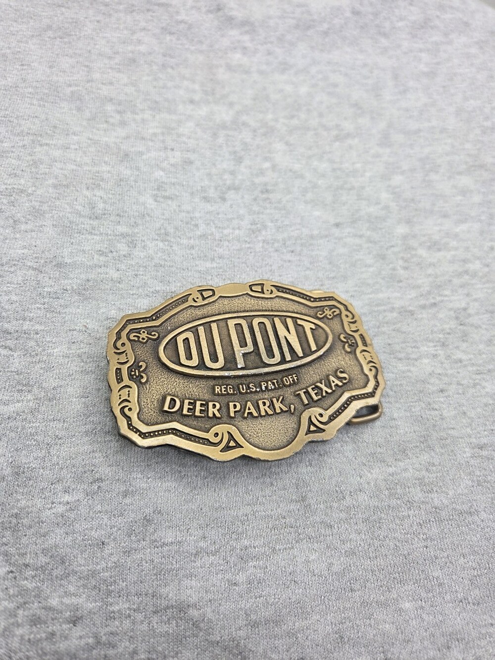 Vintage DuPont Hit Line USA Deer Park Texas Advertising Belt Buckle - Picture 3 of 9